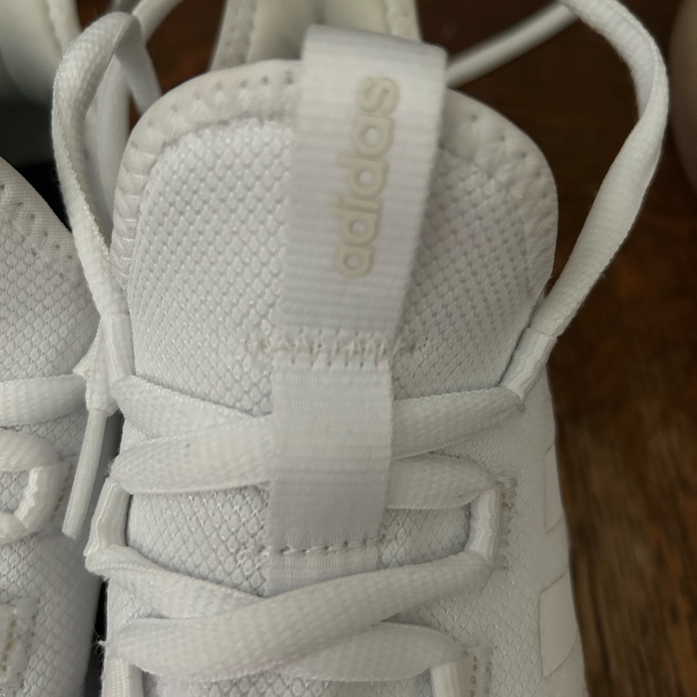 Adidas Prime Sz 6.5 👟👟